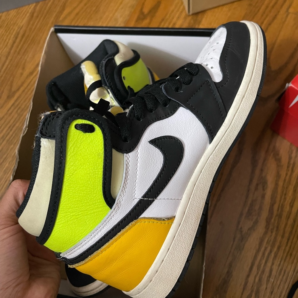 Air Jordan 1